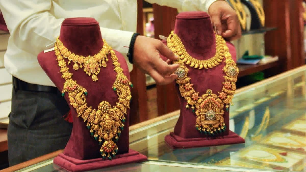 Gold Declines Rs 1,200 In Delhi, Silver Drops Rs 4,000