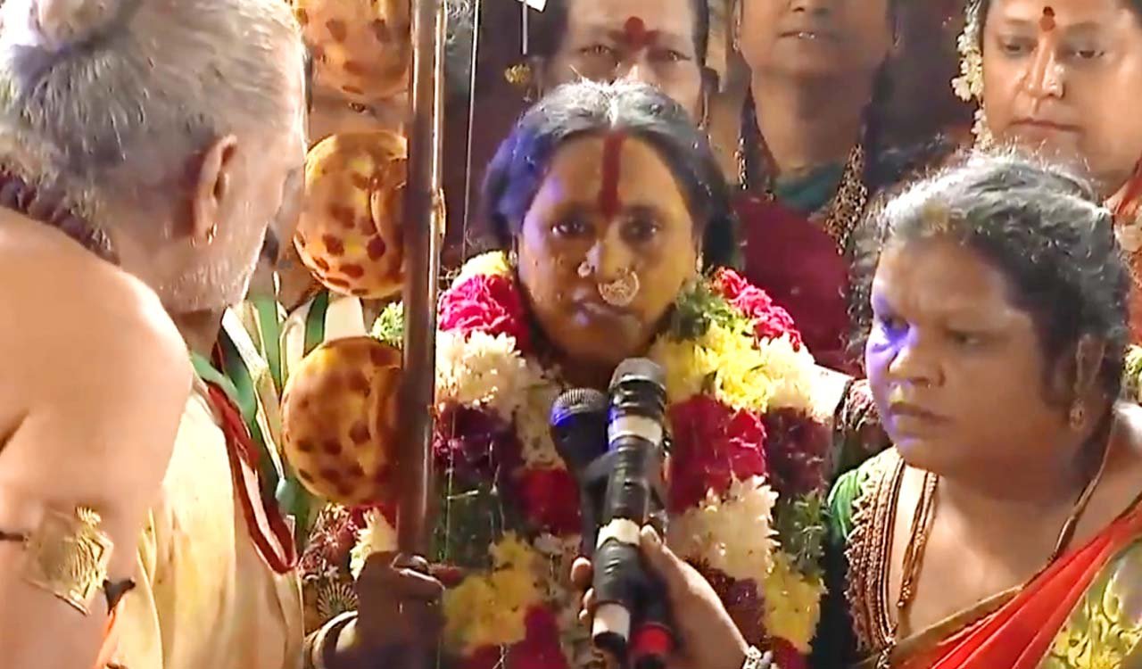 Oracle Swarnalatha predicts floods, fire accidents and loss of life in Telangana