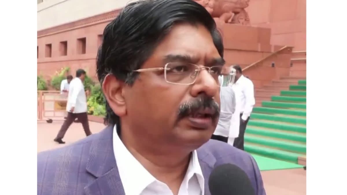 Christian Leaders Meet Amit Shah, Seek Withdrawal Of FCRA Amendment Bill Or JPC Scrutiny